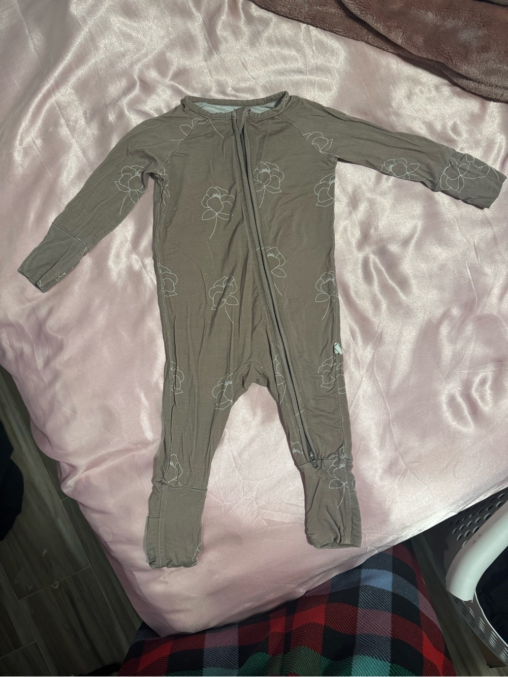 Children's Footed Zip One-Piece in Taupe Floral